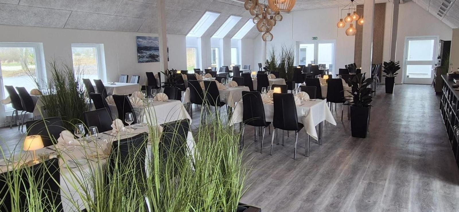 Hotel Hvideklit Ålbæk Buitenkant foto