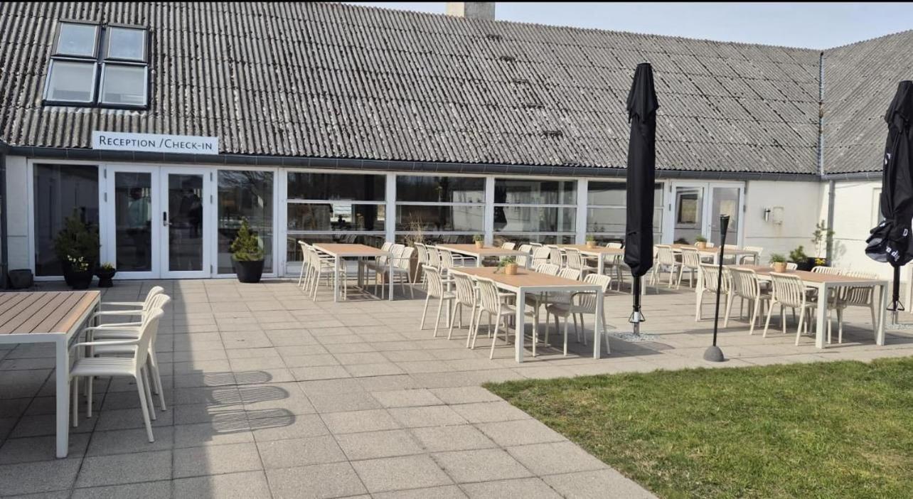 Hotel Hvideklit Ålbæk Buitenkant foto